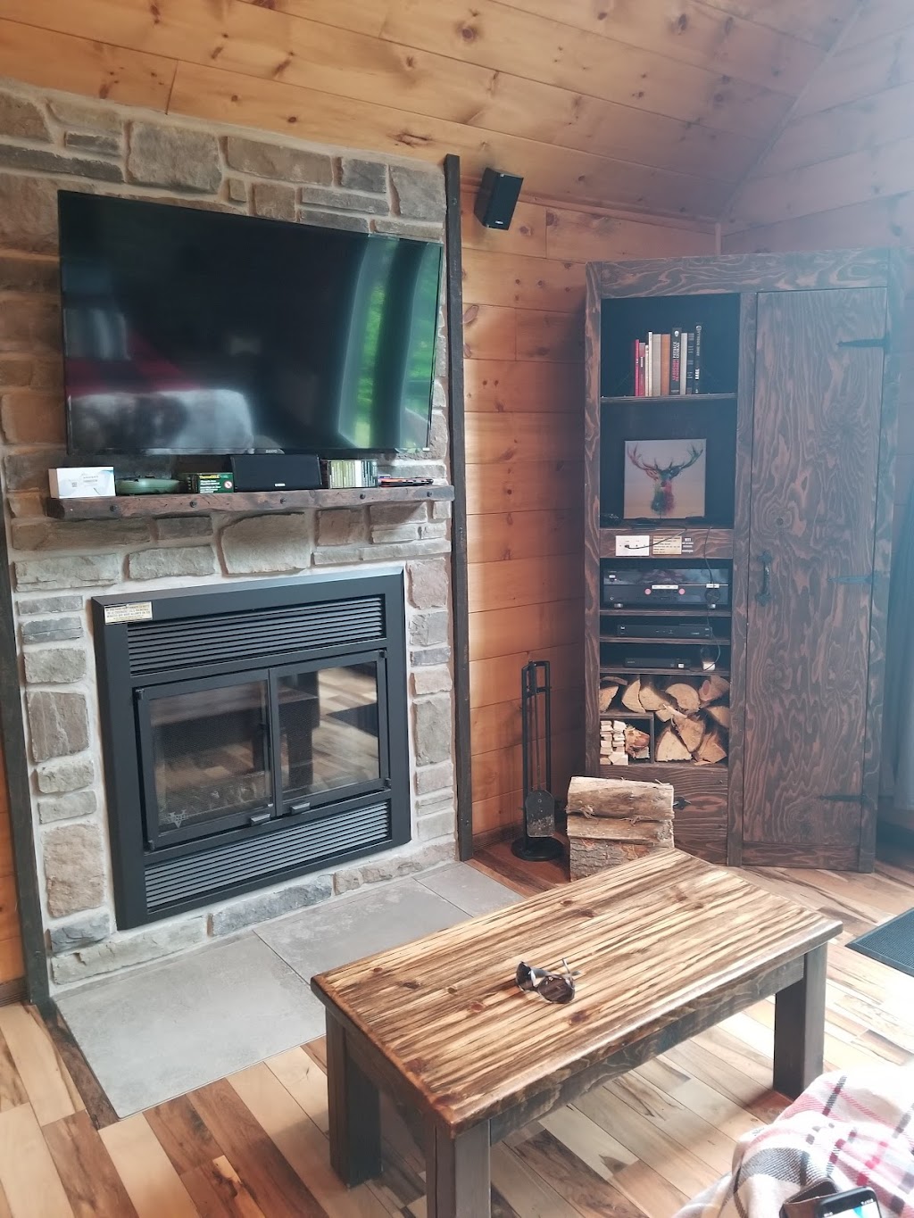 Chalets Évasion | 177 Rue des Cèdres, Entrelacs, QC J0T 2E0, Canada | Phone: (514) 347-2422