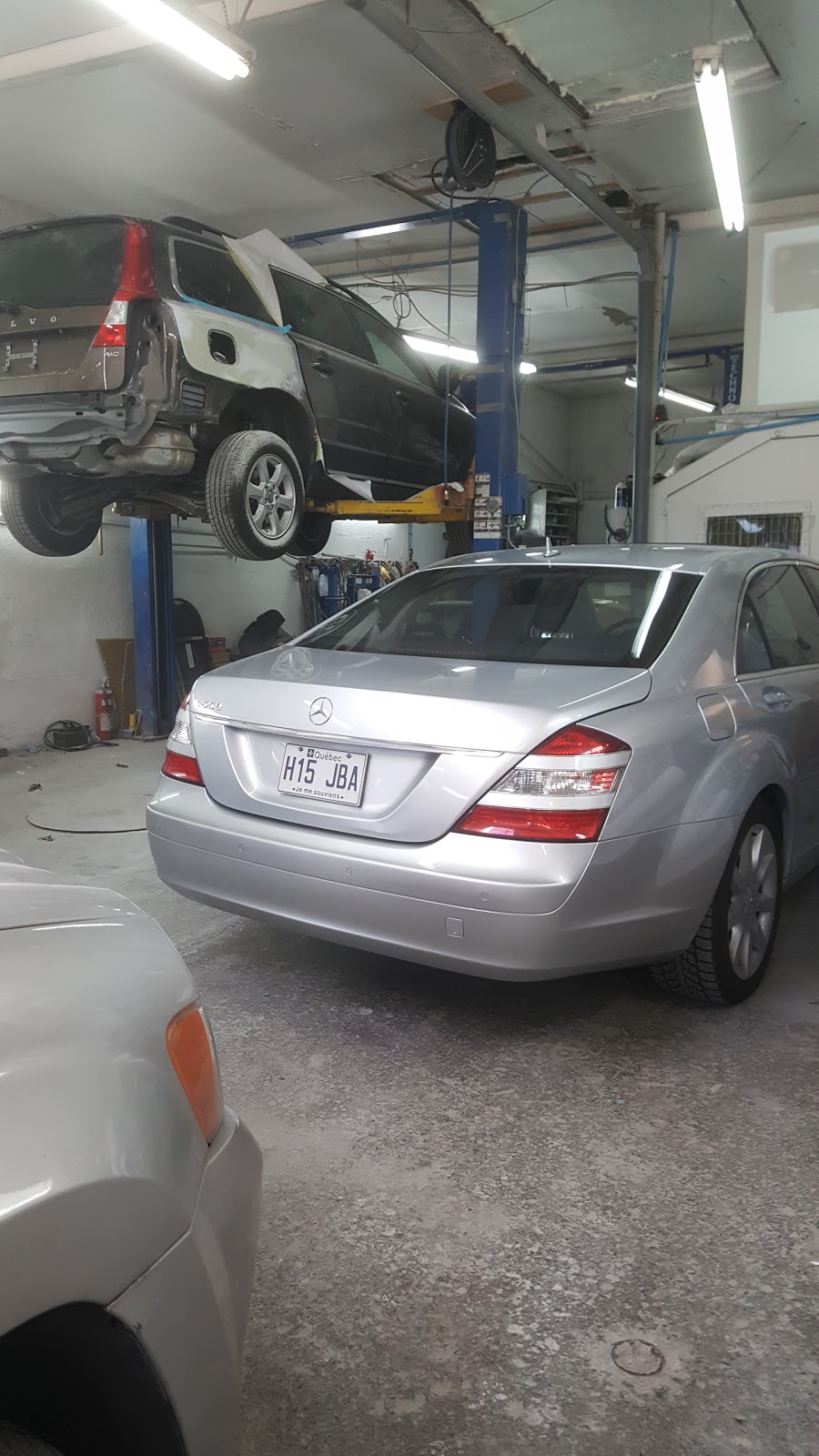 A Plus Auto Carrosserie inc. | 360 Rue Victoria, Lachine, QC H8S 1Y4, Canada | Phone: (514) 483-0202