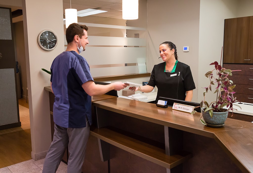 Centre Dentaire Georges | 8262 Bd Champlain, LaSalle, QC H8P 1B5, Canada | Phone: (514) 366-3738