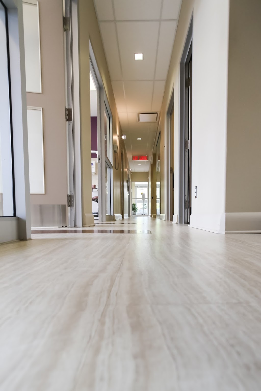 Upper Hunt Club Dental Centre | 1480 Hunt Club Rd, Ottawa, ON K1T 1M6, Canada | Phone: (613) 733-2703