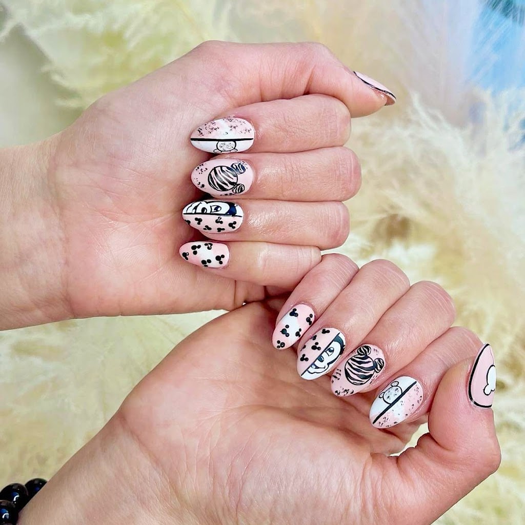 Blush Me Lash & Nail Bar | 8005 Emerald Dr #814, Sherwood Park, AB T8H 0J1, Canada | Phone: (780) 707-4577