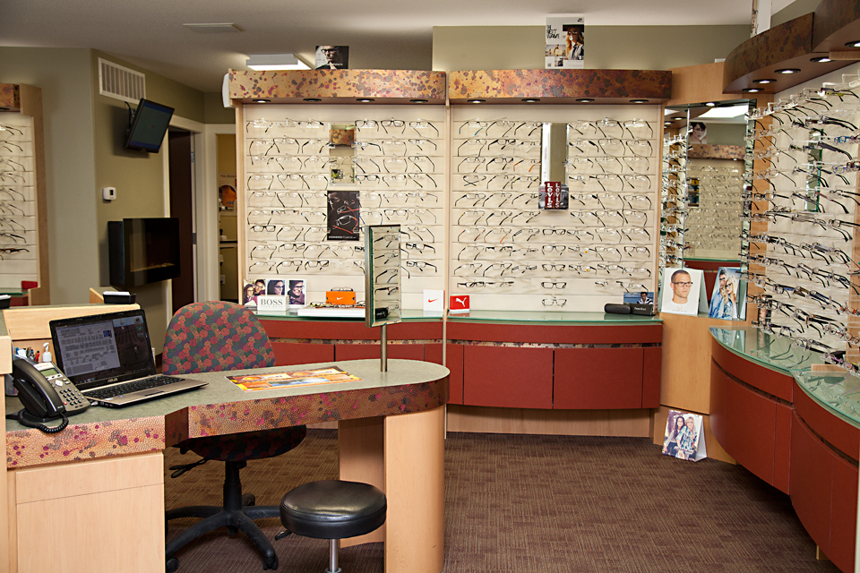 Doctors Vision Care Martensville | 12 2 St S, Martensville, SK S0K 2T0, Canada | Phone: (306) 651-3311