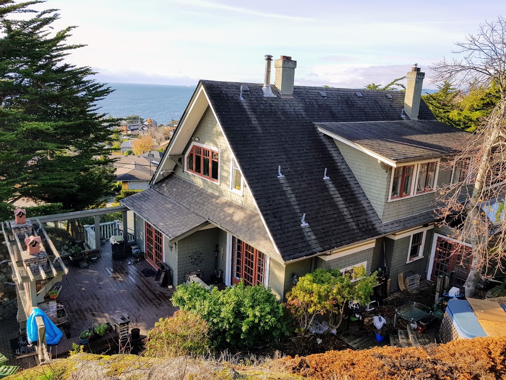 Walbran Park | 141 Denison Rd, Victoria, BC V8S 2K6, Canada