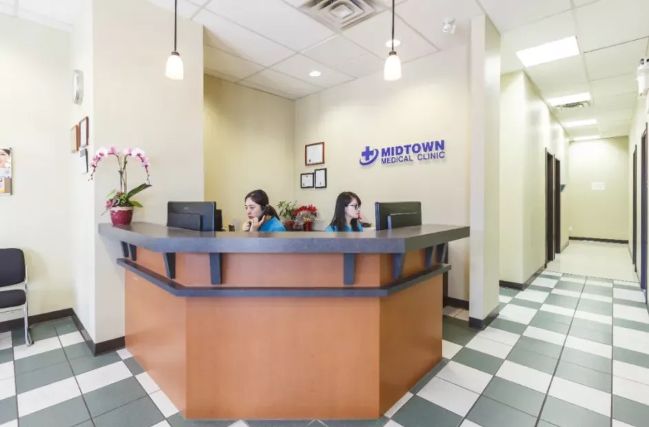 Midtown Medical Clinic - 华人医疗热线(Not Walk-In Clinic) | 8780 Blundell Rd #130, Richmond, BC V6Y 3Y8, Canada | Phone: (604) 629-8968