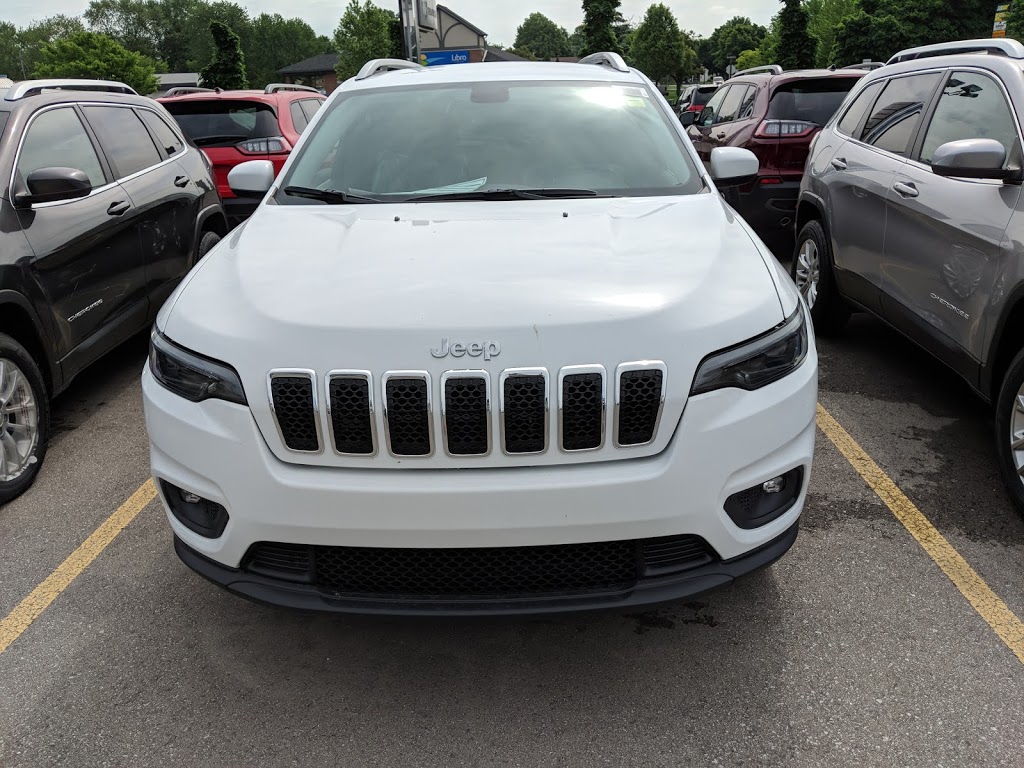 Racicot Chrysler | 462 Sandwich St S, Amherstburg, ON N9V 3R2, Canada | Phone: (519) 736-2181