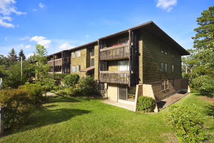 Riverbend Estates | 5045 Whitemud Rd NW, Edmonton, AB T6H 4Y7, Canada | Phone: (855) 327-3775
