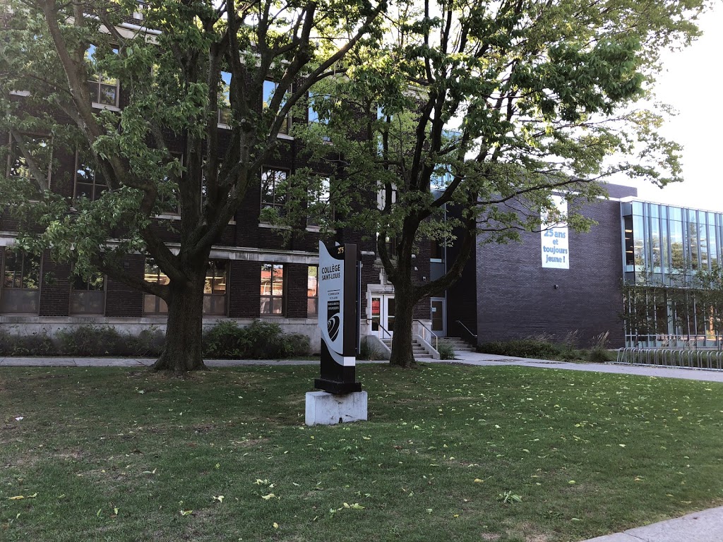 Collège Saint-Louis | 275 36e Av, Lachine, QC H8T 3G3, Canada | Phone: (514) 855-4198