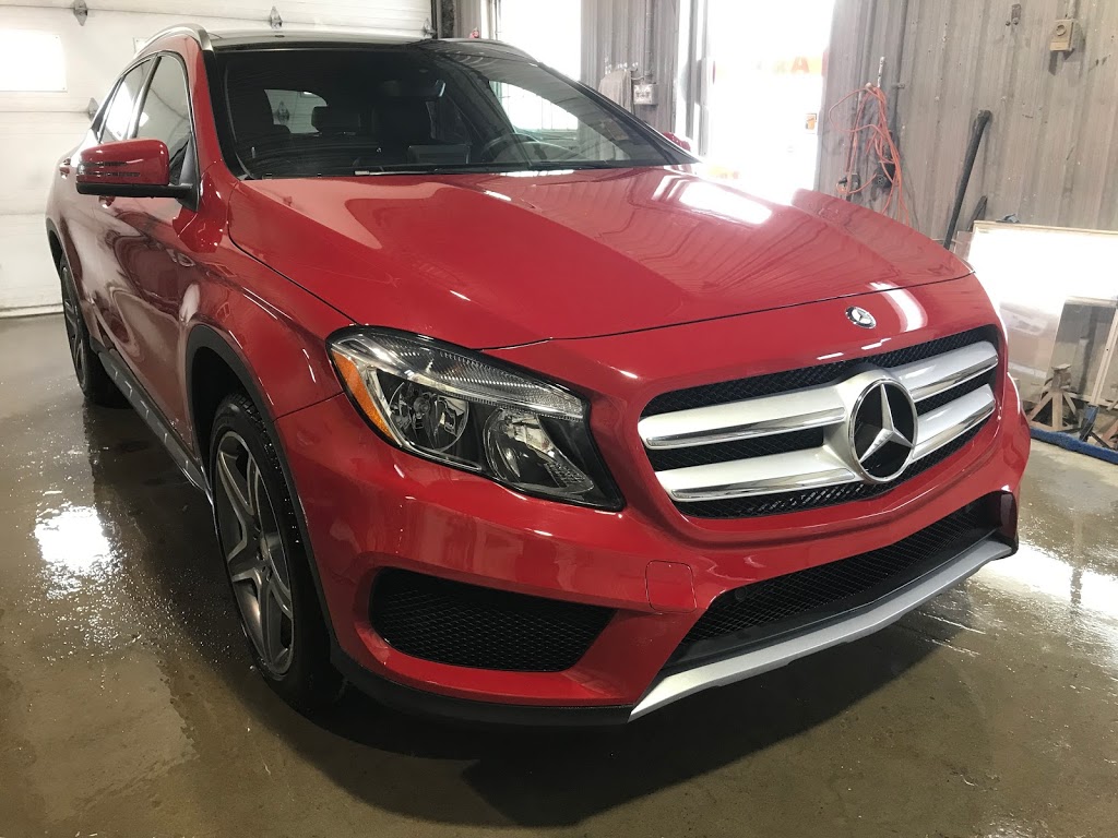 Carrosserie A & J | 5485 Rue de Kensington, Saint-Hubert, QC J3Y 2W7, Canada | Phone: (450) 656-4144