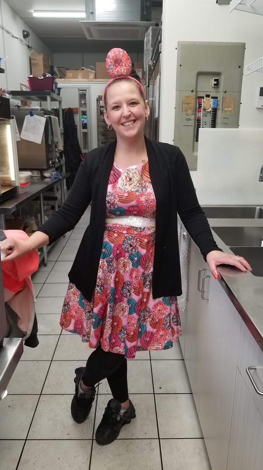 Skylight Donuts Drive Thru | 300 Waverley Rd, Bowmanville, ON L1C 3K3, Canada | Phone: (905) 623-6847