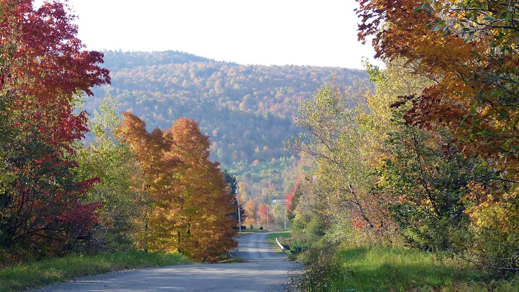 Societe Bouddhique Des Erables | 50 Chem. Summit, Eastman, QC J0E 1P0, Canada | Phone: (450) 297-3704