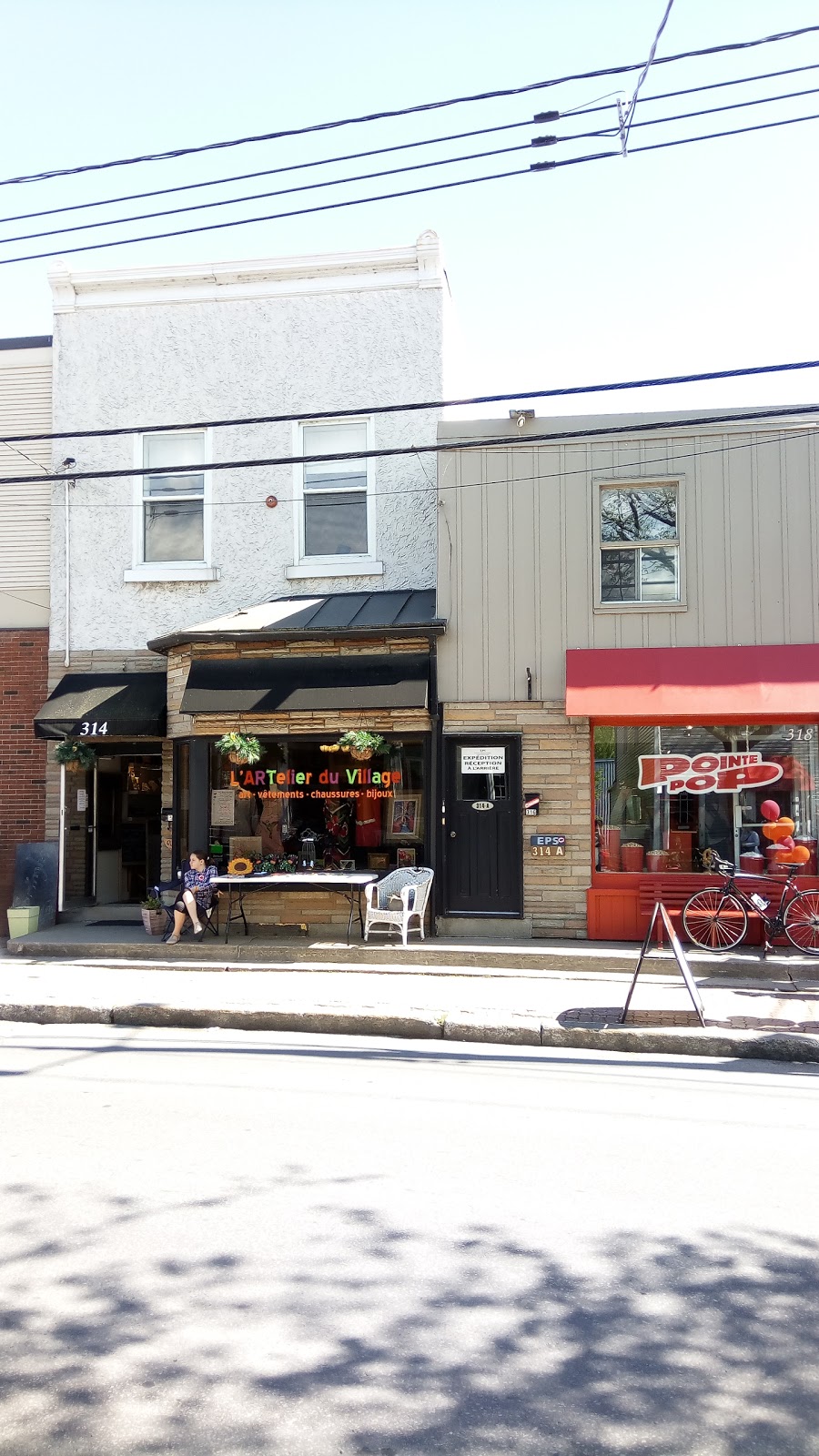 LARTelier du Village | 314 Chemin du Bord-du-Lac, Pointe-Claire, QC H9S 4L5, Canada | Phone: (514) 505-1375