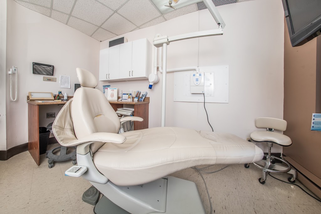 Hogs Back Dental Centre | 1390 Prince of Wales Dr, Ottawa, ON K2C 3N6, Canada | Phone: (613) 226-2022