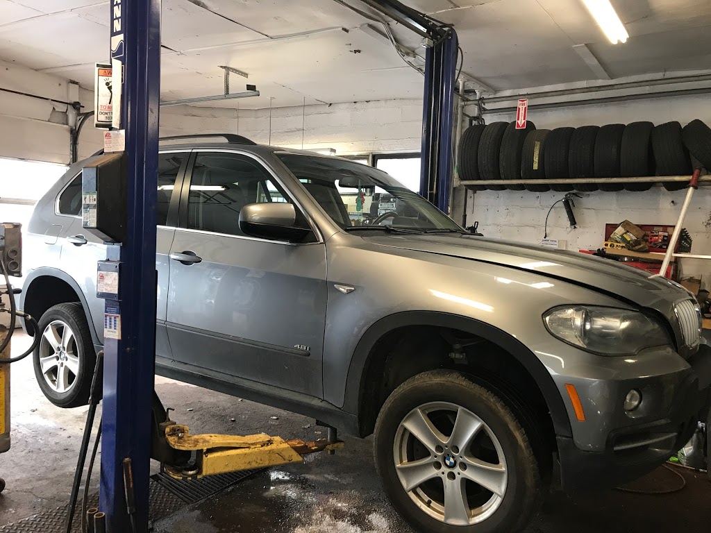 H & H Auto Service & Towing | 720 Red River Rd, Thunder Bay, ON P7B 1J5, Canada | Phone: (807) 345-1319