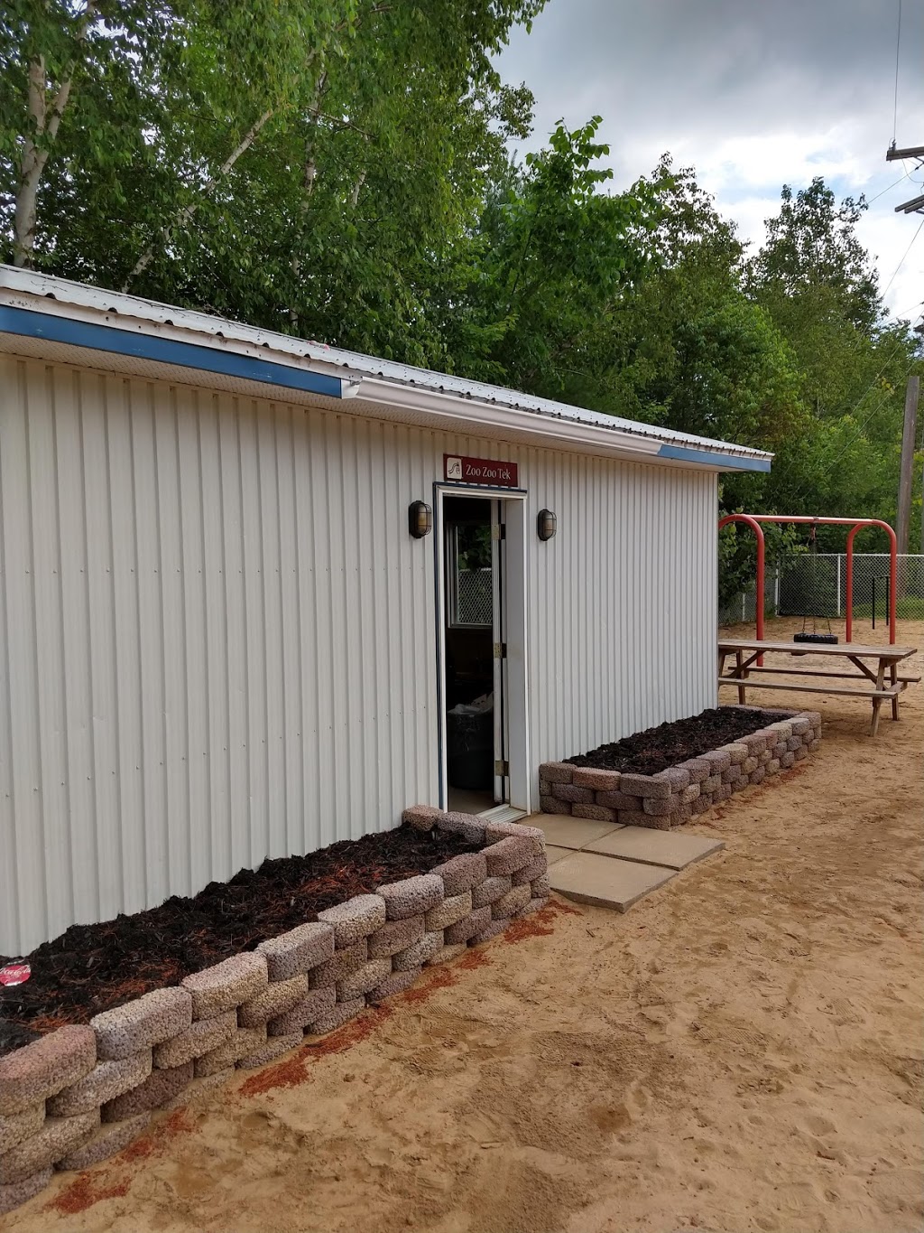 Camping Du Zoo | 3371 Rang des Chutes, Saint-Édouard-de-Maskinongé, QC J0K 2H0, Canada | Phone: (819) 268-2422