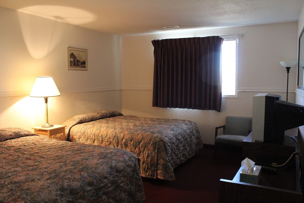 Mossleigh Inn | 813 AB-24, Mossleigh, AB T0L 1P0, Canada | Phone: (403) 534-2444