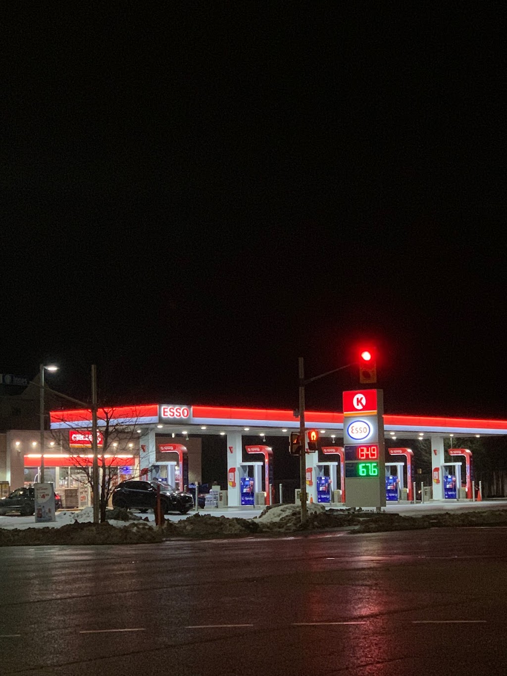 Esso | 1985 Trim Rd, Orléans, ON K4A 4R7, Canada | Phone: (613) 824-3501