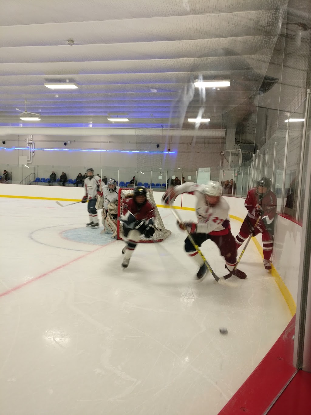 Arena Saint François | 9449 Rue de Tilly, Laval, QC H7A 3S3, Canada | Phone: (450) 664-6473