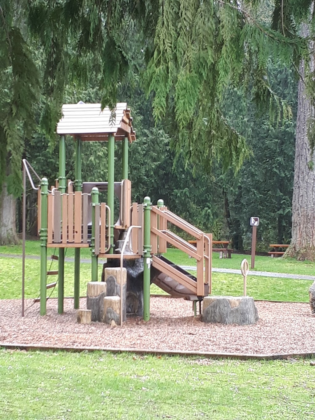 Clear Creek Campground | 2550 Columbia Valley Rd, Cultus Lake, BC V2R 5A3, Canada | Phone: (604) 986-9371