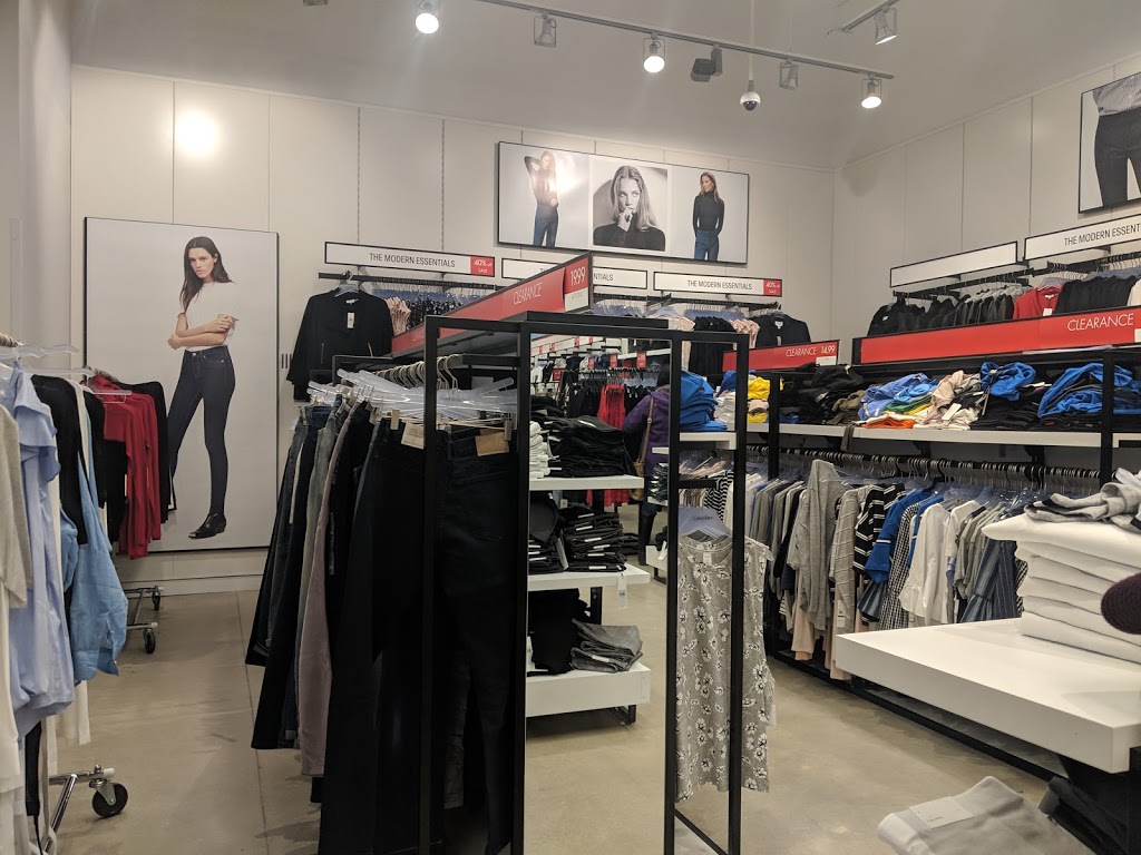 Calvin Klein Outlet | 555 Sterling Lyon Parkway CRU #238, Winnipeg, MB R3P 1E9, Canada | Phone: (204) 221-1138