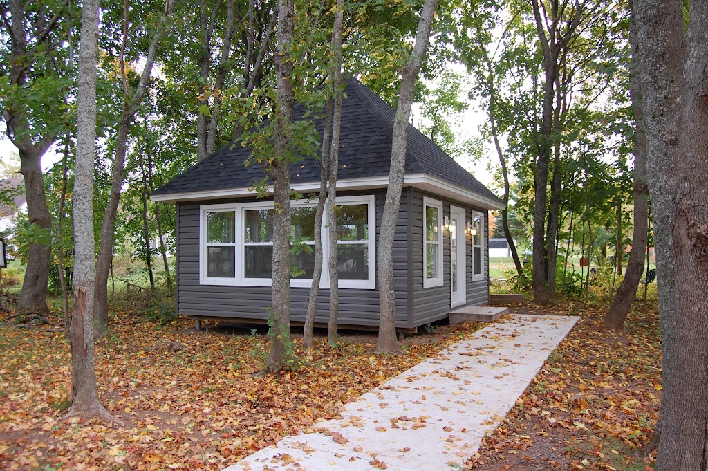 Chateau Centre Ville | 40 Caissie Ave, Shediac, NB E4P 8T6, Canada | Phone: (506) 855-3948