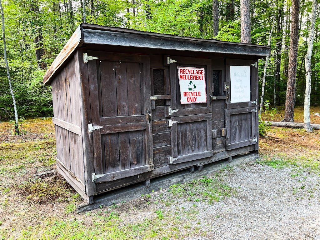 Camping McConnell | 228 McConnell Lake Road, Rapides-des-Joachims, QC J0X 3M0, Canada | Phone: (613) 281-3537