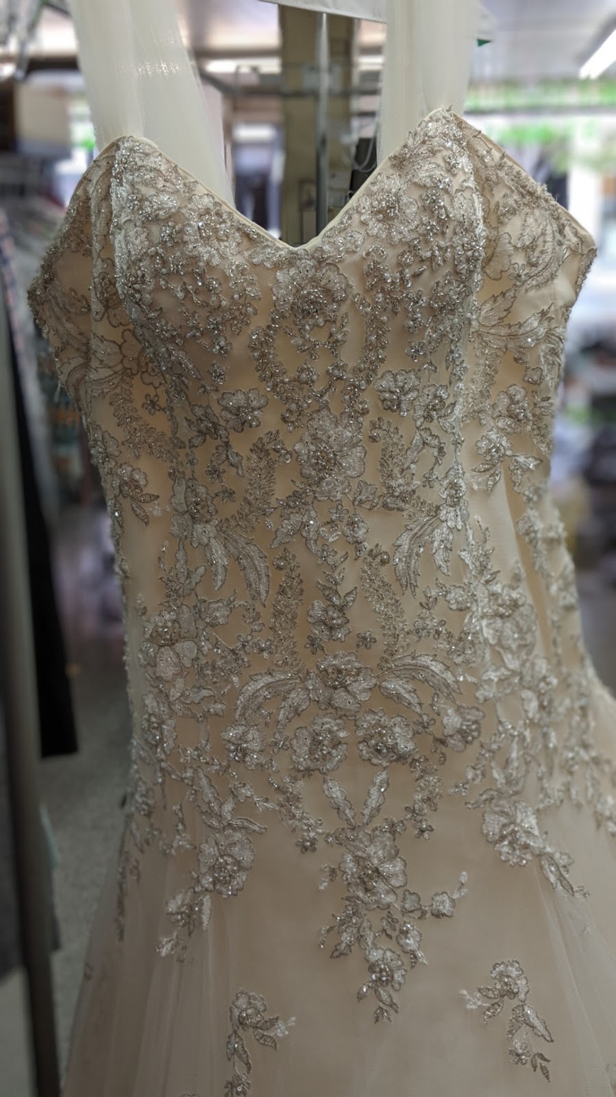 Nettoyeur Pro Plus | 4672 R. Notre Dame O, Montréal, QC H4C 1S6, Canada | Phone: (514) 932-2529
