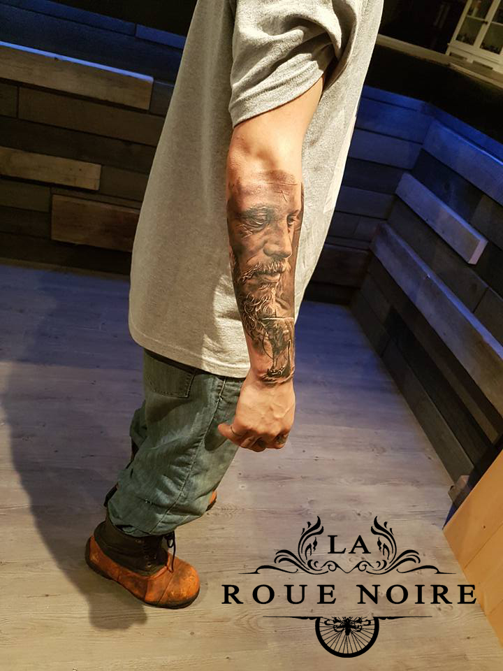 La Roue Noire | 438 Boulevard Jacques Cartier #103, Shannon, QC G3S 1N5, Canada | Phone: (418) 844-9944