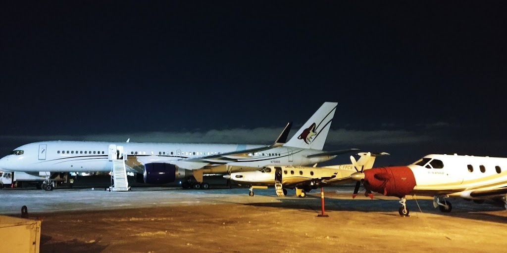 Avflight Winnipeg | 30 Hangar Line Rd, Winnipeg, MB R3J 3Y7, Canada | Phone: (204) 948-9500