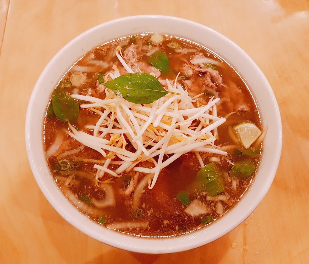 Pho Mi 89 | 2501 Prince Michael Dr, Oakville, ON L6H 7P1, Canada | Phone: (905) 257-8088