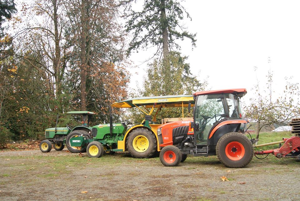 Dash Acres Turf Farm | 1879 Thatcher Rd, Nanaimo, BC V9X 1T3, Canada | Phone: (250) 753-2157