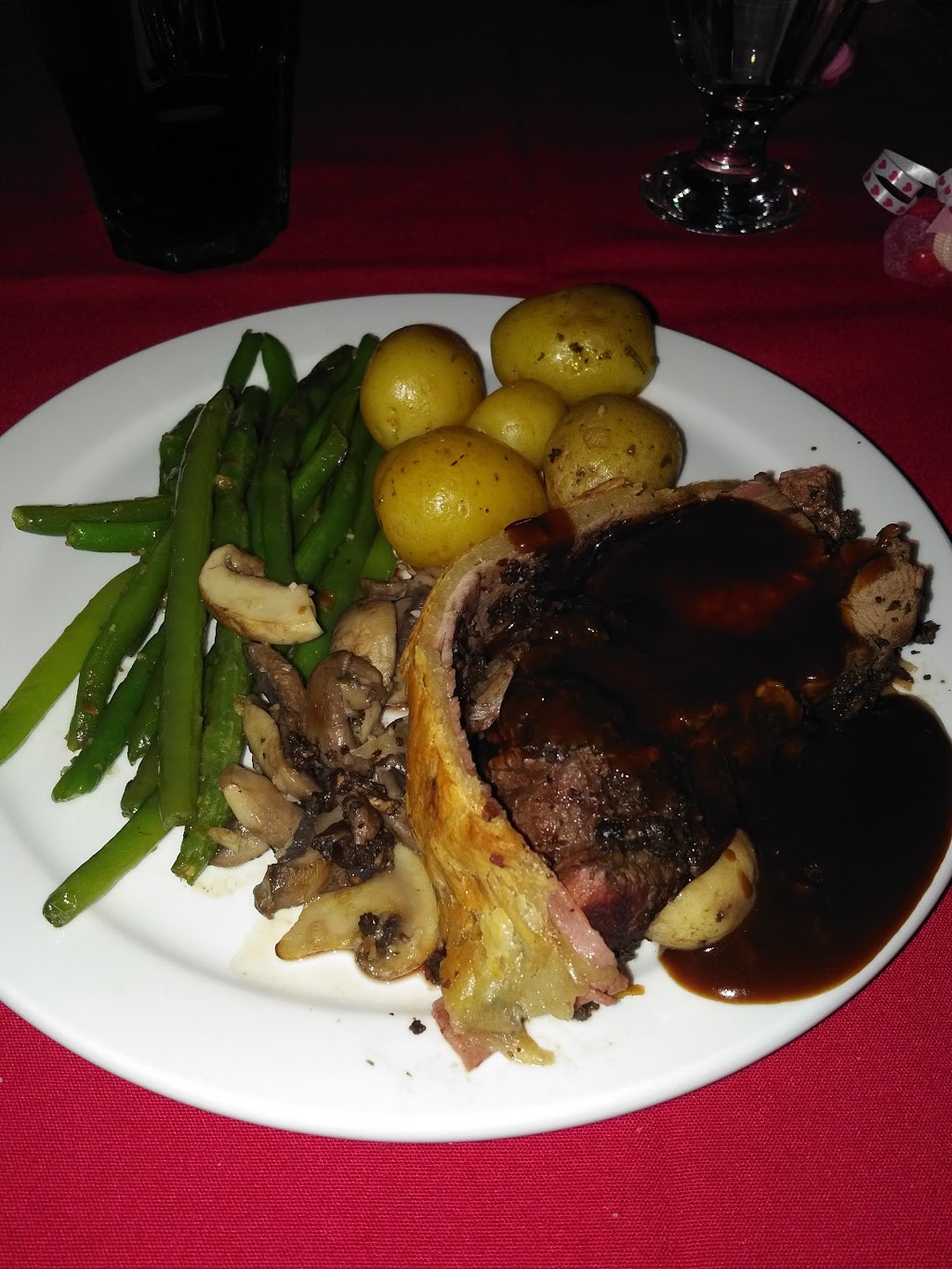 Starlight Restaurant | 457 40 St E, Prince Albert, SK S6V 1Z5, Canada | Phone: (306) 953-4130