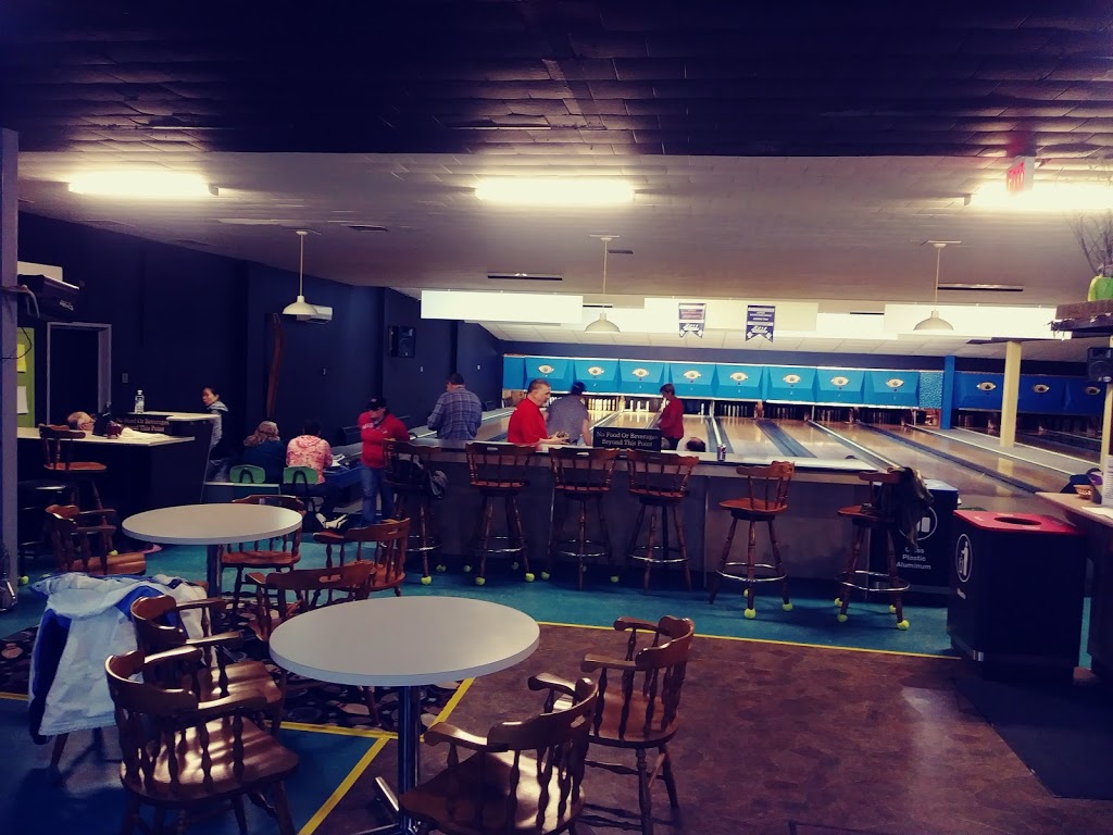 Sussex Candlepin Bowling (Glo-Pin) | 3B2, 1098-1116 Main St, Sussex Corner, NB E4E 3B2, Canada | Phone: (506) 433-6654