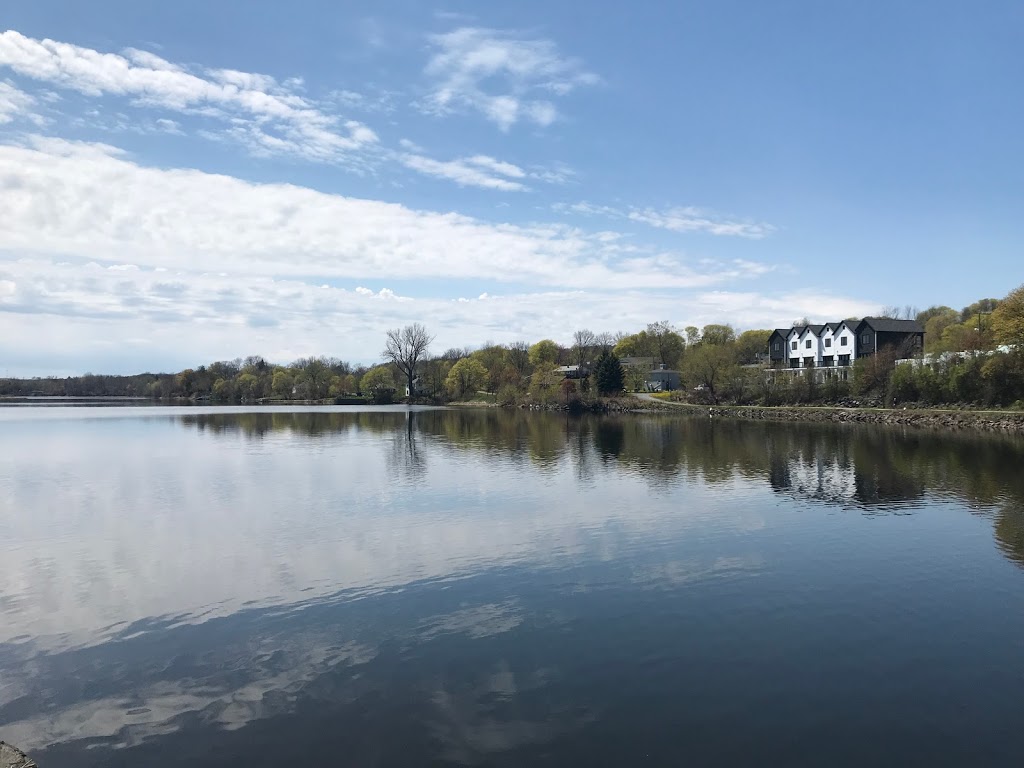 Moxies Riverside Rentals | 45 Blair St, New Glasgow, NS B2H 2C3, Canada | Phone: (902) 923-2798