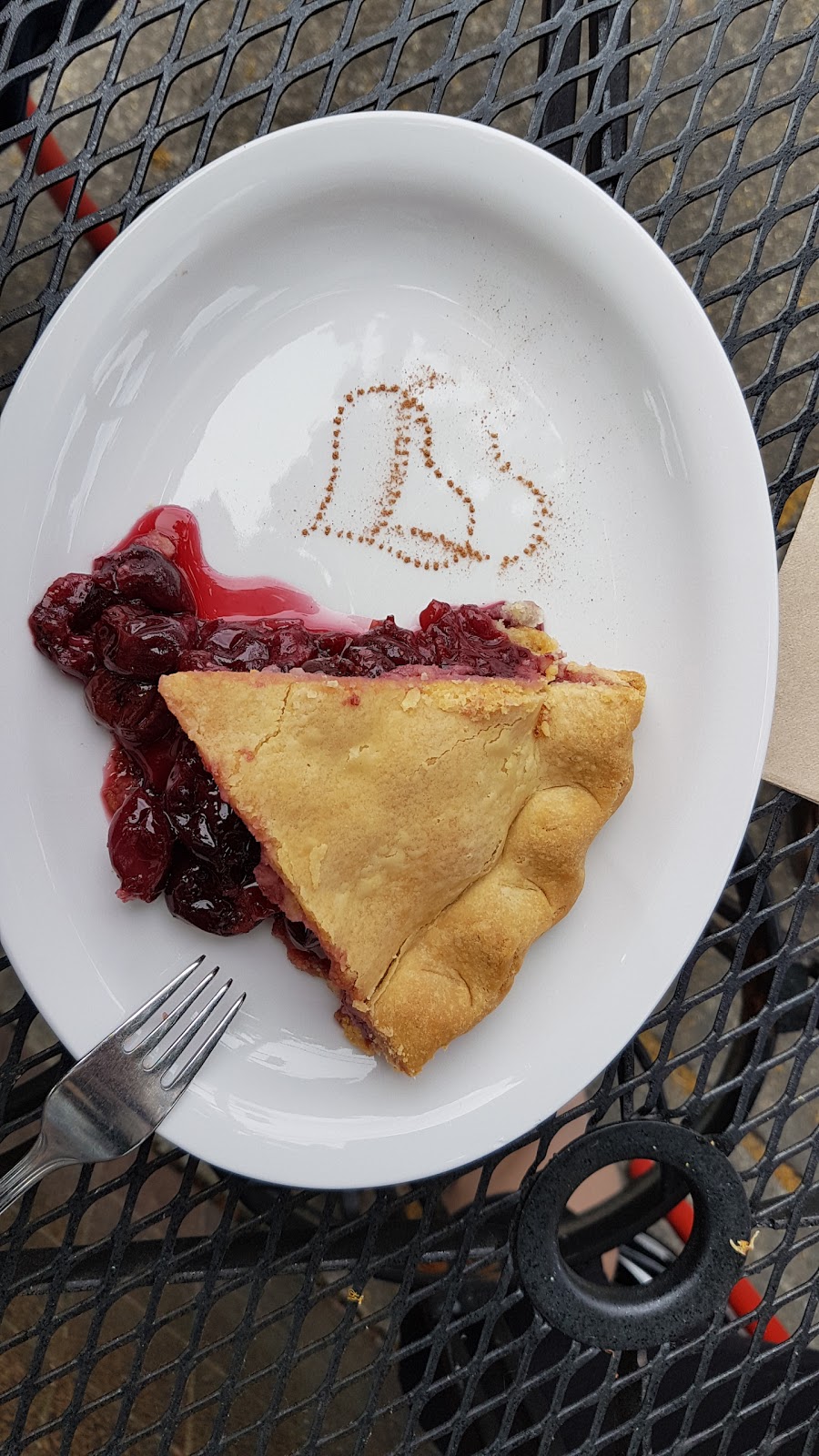Aphrodites Organic Pie Shop | 3598 W 4th Ave, Vancouver, BC V6R 1N8, Canada | Phone: (604) 738-5879