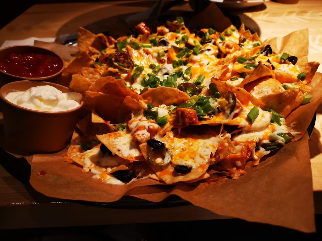 Boston Pizza | 333 Ontario St, St. Catharines, ON L2R 5L3, Canada | Phone: (905) 688-0273
