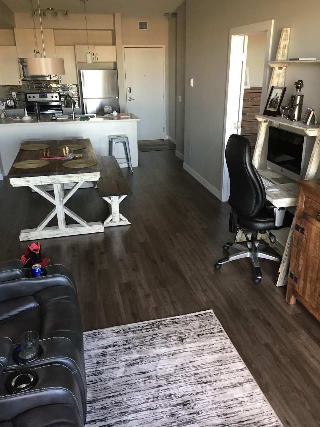 Paris Farmhouse Furniture | 73 Windgate Cl SW, Airdrie, AB T4B 3S9, Canada | Phone: (403) 714-3434