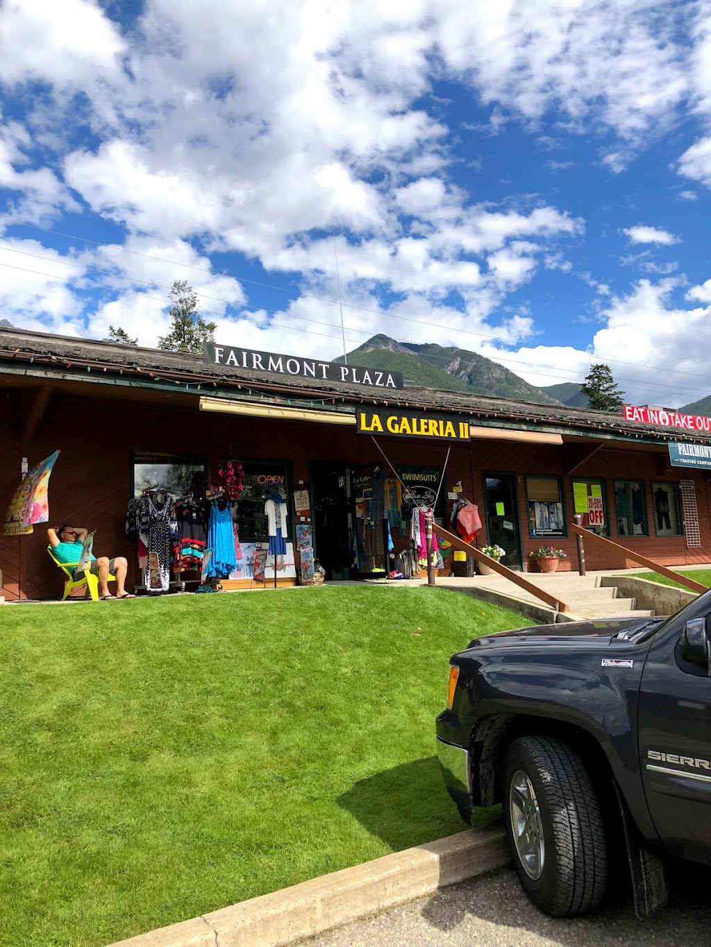 La Galeria II | 5019 Fairmont Resort Rd #5, Fairmont Hot Springs, BC V0B 1L1, Canada | Phone: (250) 345-6807
