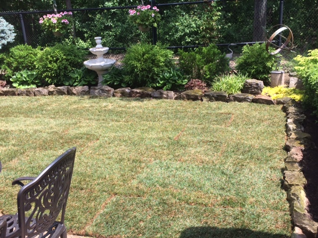 Emerald Lawncare & Landscaping | 48 Slater Ct, Waterdown, ON L0R 2H5, Canada | Phone: (905) 320-8996