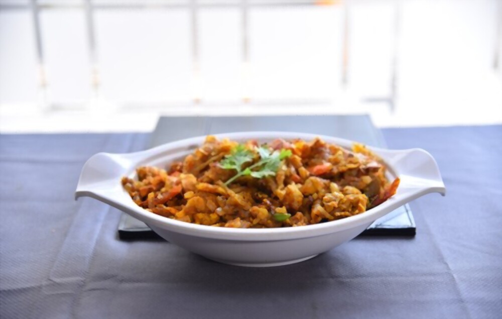 Queens Take out & Catering | 2150 Morningside Ave unit 6, Scarborough, ON M1X 2E5, Canada | Phone: (416) 293-9119