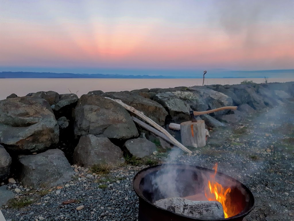 Salmon Point RV Resort and Marina | 2176 Salmon Point Rd, Campbell River, BC V9H 1E5, Canada | Phone: (250) 923-6605