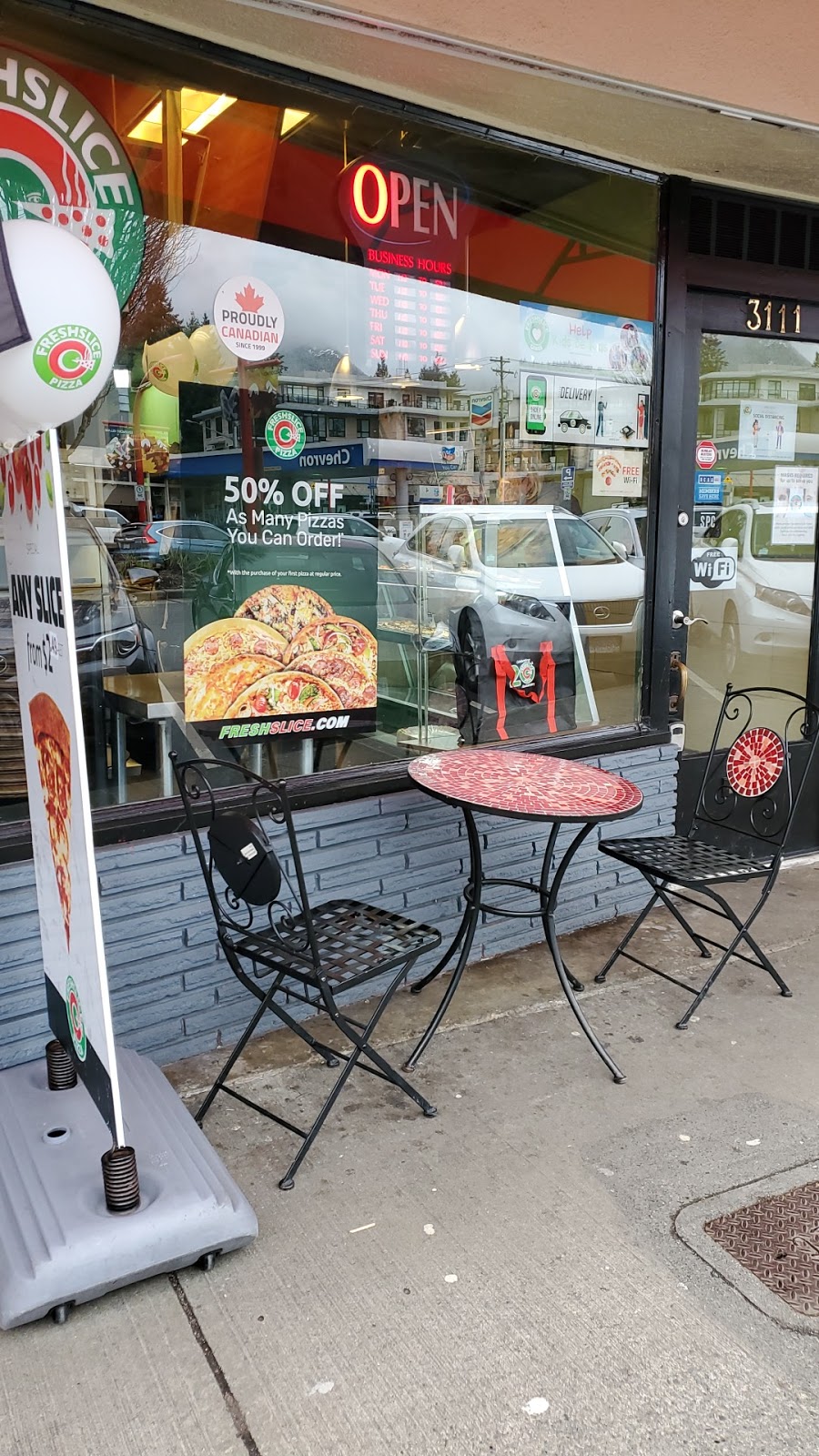 Freshslice Pizza | 3111 Edgemont Blvd, North Vancouver, BC V7R 2N7, Canada | Phone: (604) 770-3475