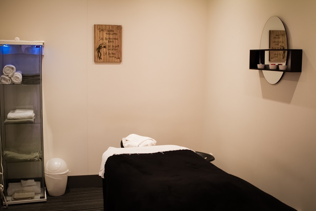 CHIROCARE Health Centre | 1420 Taylor Ave, Winnipeg, MB R3N 1Y6, Canada | Phone: (204) 488-2273