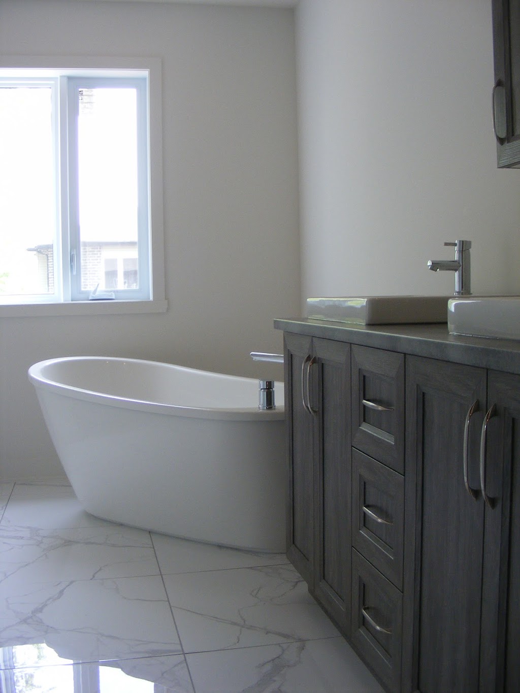 Solution Habitations | 5975 Rue de lENA, Saint-Hubert, QC J3Y 8Y9, Canada | Phone: (514) 927-5780
