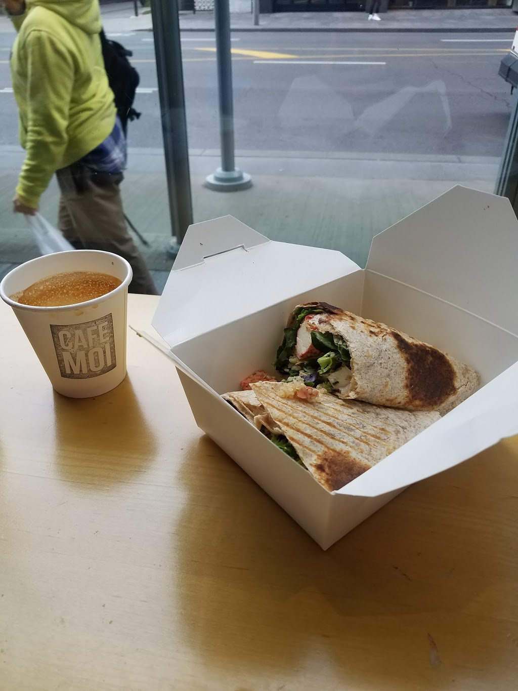 Cafe Moi | 1200 Bay St, Toronto, ON M5R 2A5, Canada | Phone: (416) 929-6666