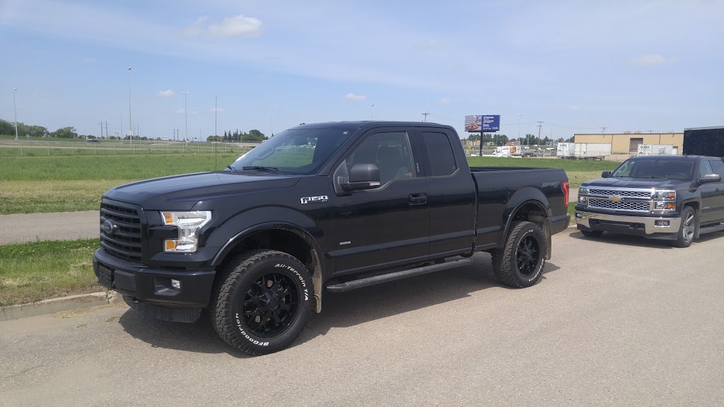 Kelvins Wheel | 2535 Dudley St, Saskatoon, SK S7M 5V3, Canada | Phone: (306) 955-5552
