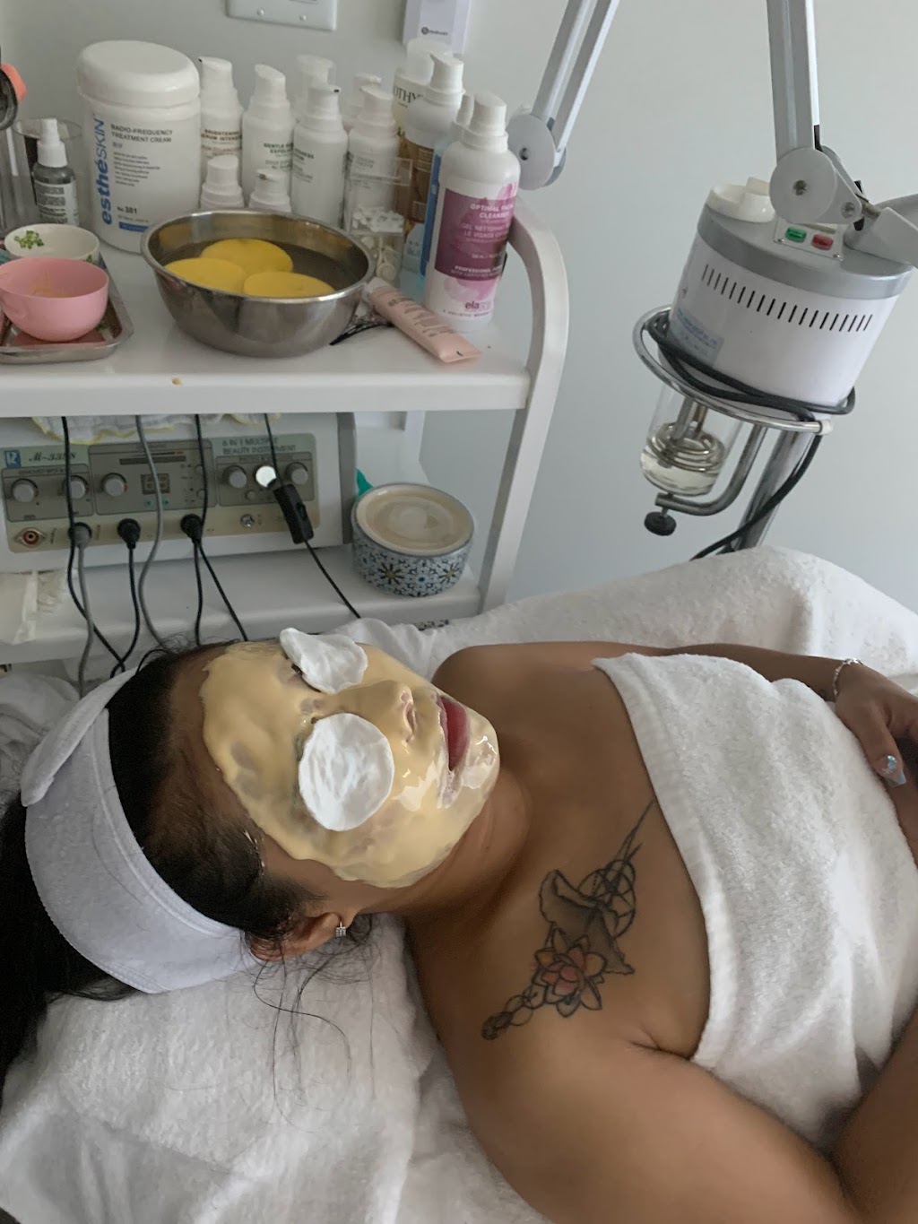 T Brows & Beauty | 31158 Westridge Pl, Abbotsford, BC V2T 0K5, Canada | Phone: (778) 883-1727