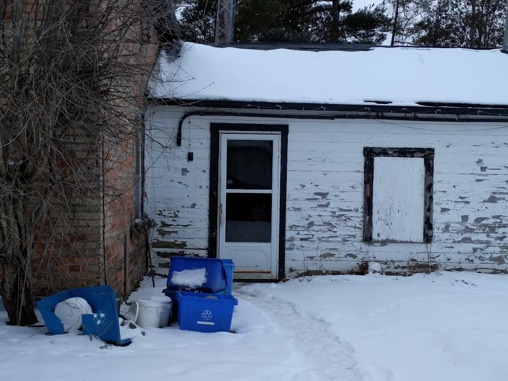 Raevan Farms | 1944 Bradley Ave, London, ON N6M 1E6, Canada | Phone: (519) 451-1281
