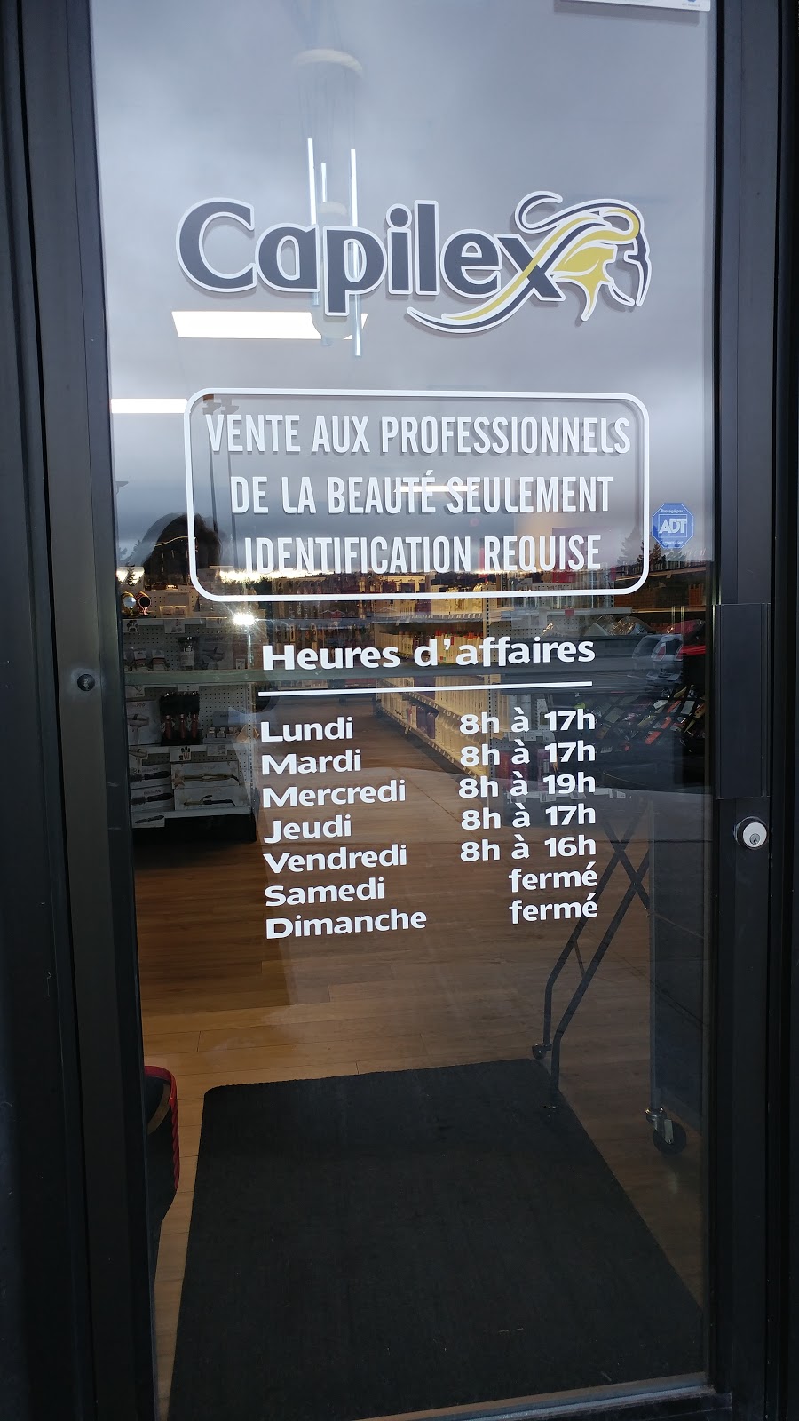 Capilex Beauté Victoriaville | 357 Boulevard des Bois Francs S local 50, Victoriaville, QC G6P 4T2, Canada | Phone: (819) 758-2500