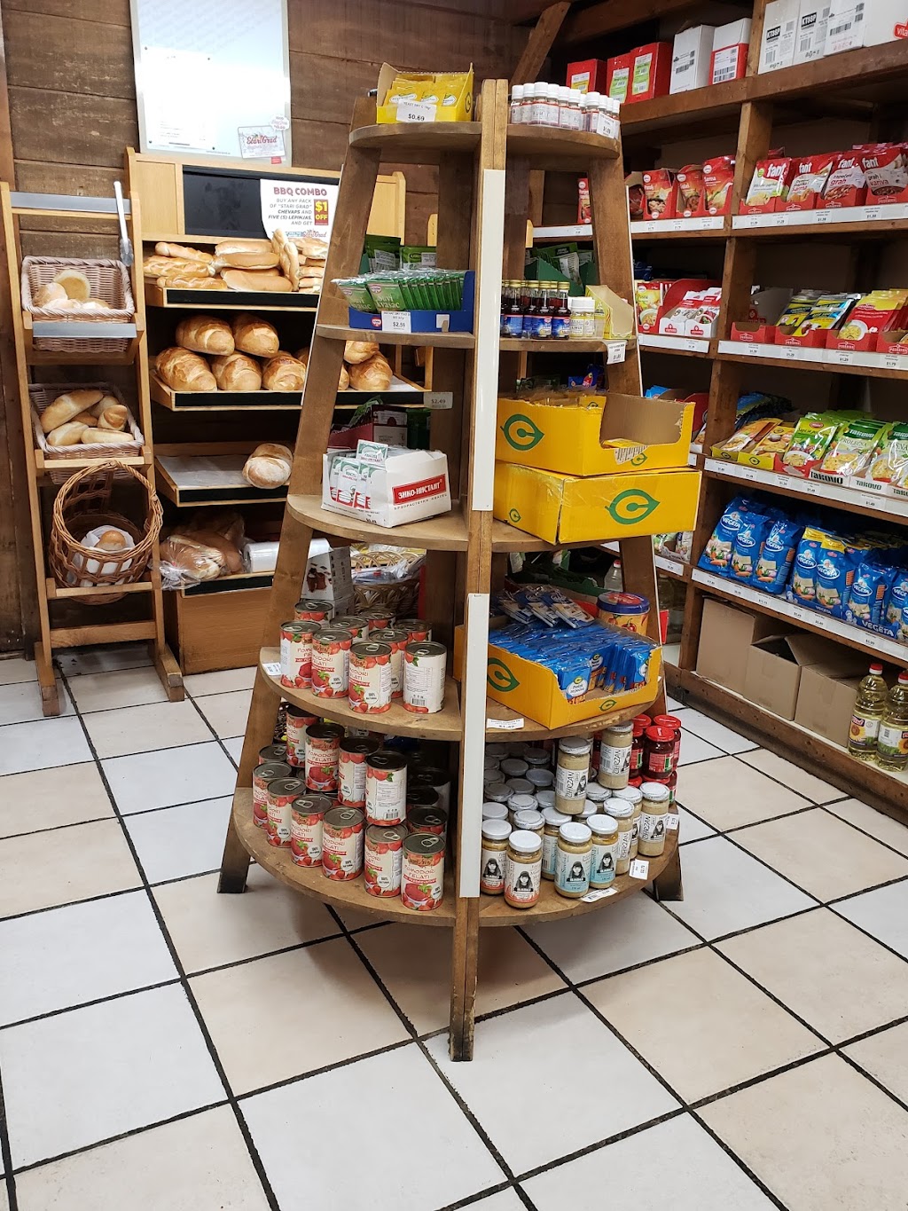 Stari Grad | 3862 Bloor St W, Etobicoke, ON M9B 1L1, Canada | Phone: (416) 916-2075