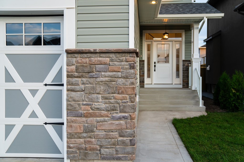 Delonix Homes Ltd. | 450 Bentley Ct, Saskatoon, SK S7L 6L2, Canada | Phone: (306) 341-2184